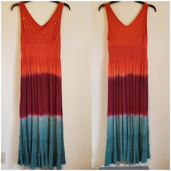 Lola P~Tiered Tie Dye Maxi dress - Picture 2 of 11